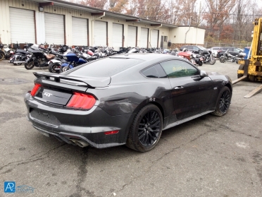 Ford Mustang GT